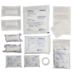 Vaude FIRST AID KIT S WATERPROOF BRIGHT GREEN -Outdoorartikel 5638023359 c first aid kit s waterproof vaude 24